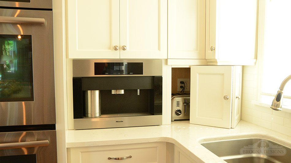 Traditionally Modern Kitchen